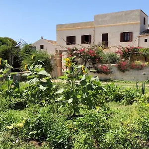 https://villa-salinara.palermohotels.org