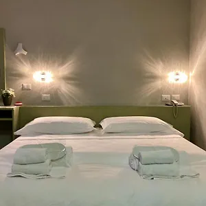 https://hotel-kristal-campi-bisenzio.it-tuscanyhotel.com