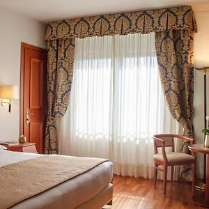 https://starhotels-vespucci.it-tuscanyhotel.com