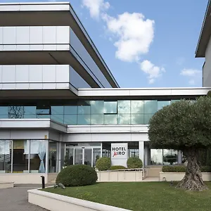 https://miro-calenzano.it-tuscanyhotel.com