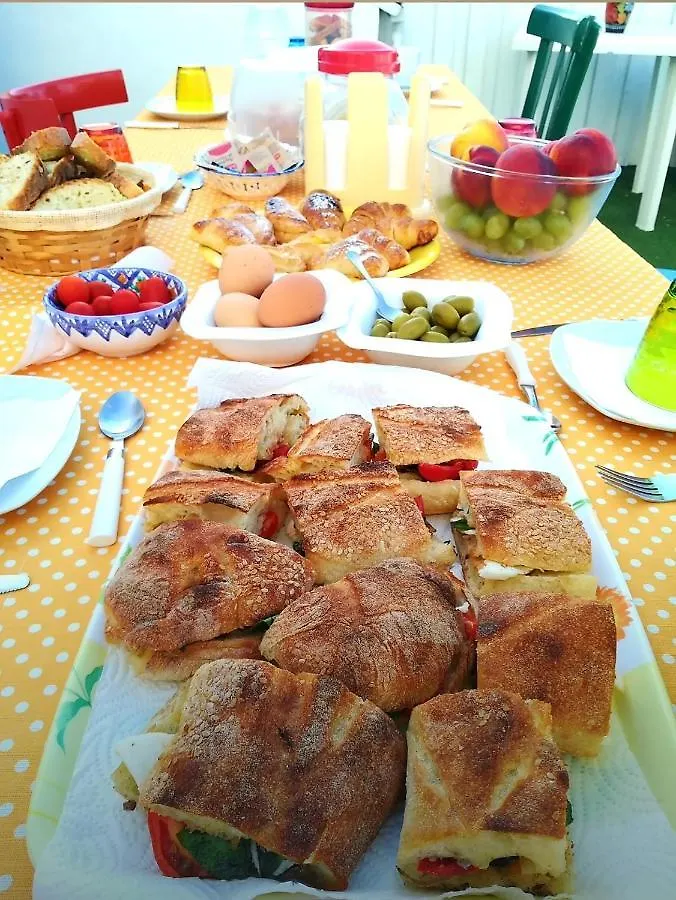 Due Passi Dal Centro Bed & Breakfast Marsala