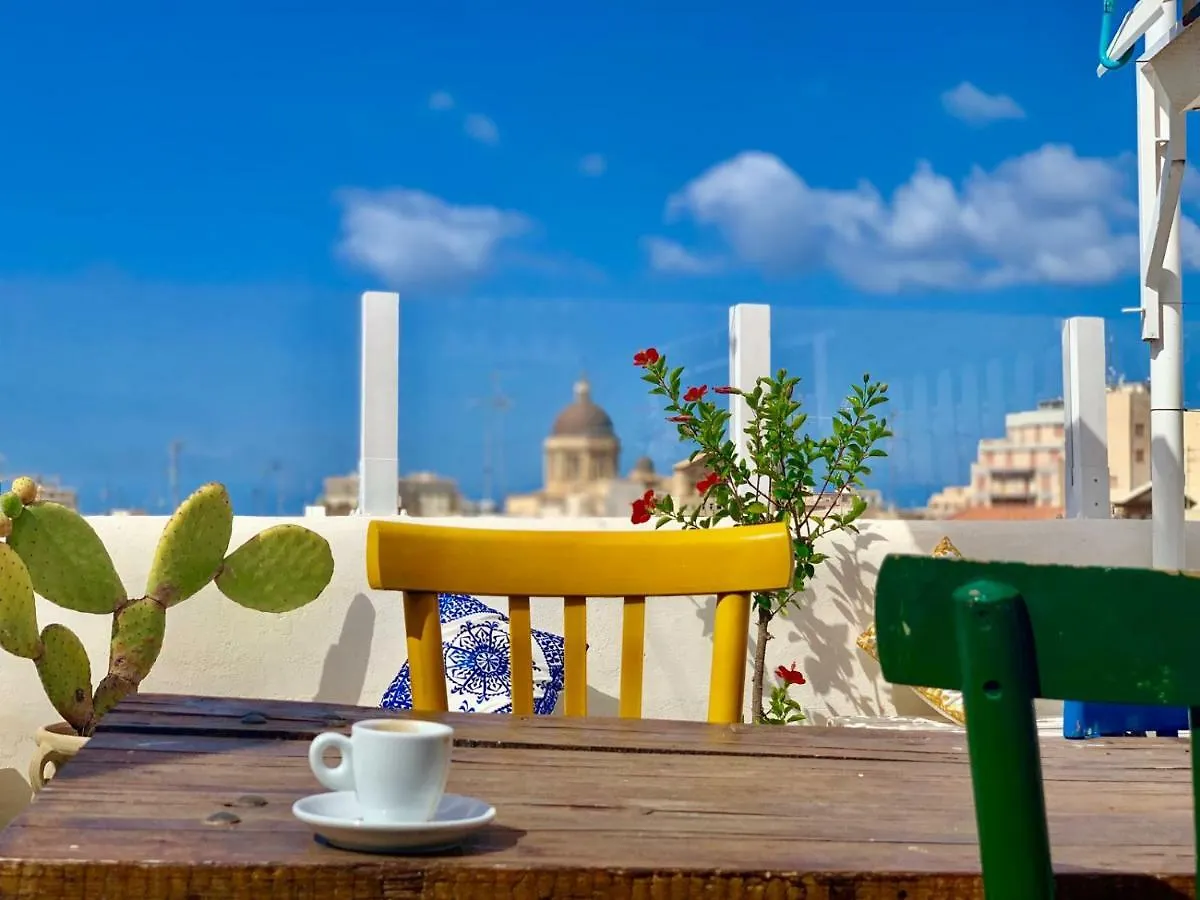 Due Passi Dal Centro Bed & Breakfast Marsala 2*,  Italy